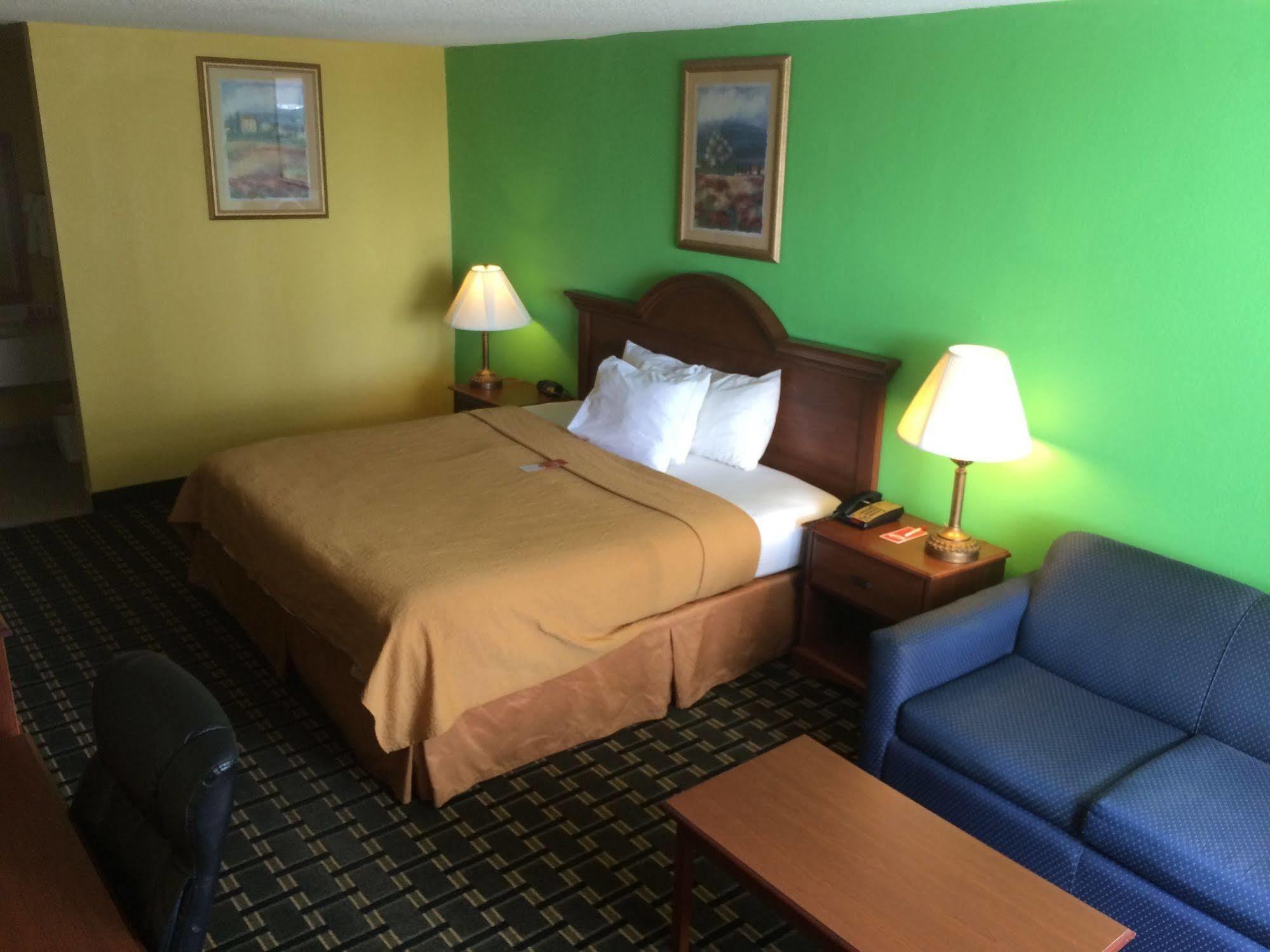 Econo Lodge Douglas Exteriör bild